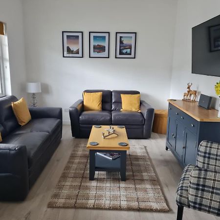 1 Golf Mews Appartement Ballater Buitenkant foto